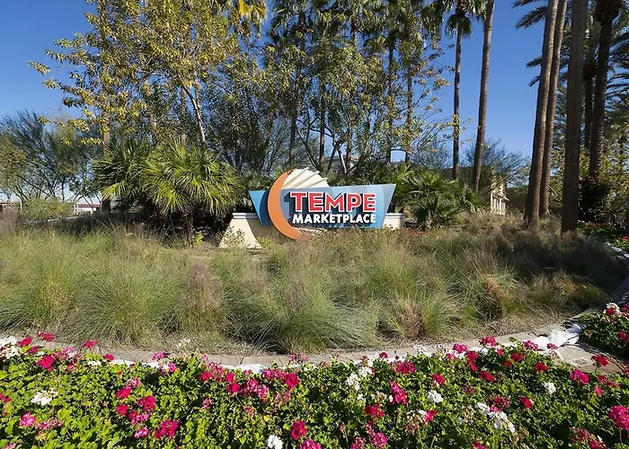 139 Fully Furnished, Amenities Galore Apartment