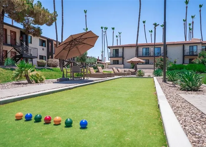 139 Fully Furnished, Amenities Galore Apartment