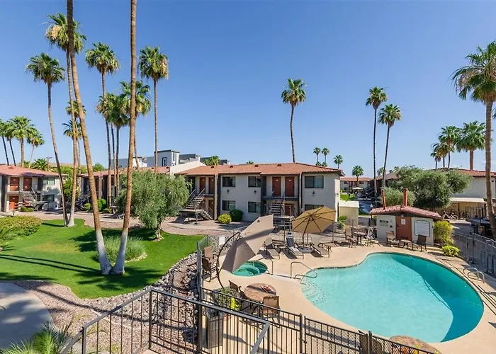Apartment 139 Fully Furnished, Amenities Galore Scottsdale